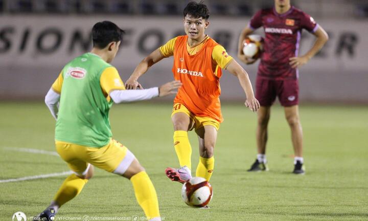 Không khí lễ xuất quân Đoàn Thể thao Việt Nam dự SEA Games 32