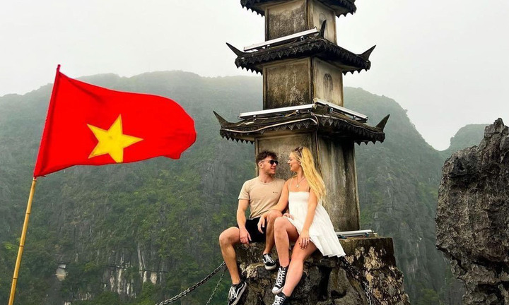 Hang Múa: Điểm đến được yêu thích dịp nghỉ lễ 30/4-1/5 ở cố đô Ninh Bình