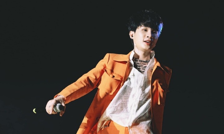 Nghệ sĩ Việt vướng scandal: Toàn xin lỗi online cho có