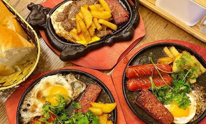 Lưu ngay 7 địa điểm ăn bánh mì chảo Hải Phòng ngon chuẩn vị