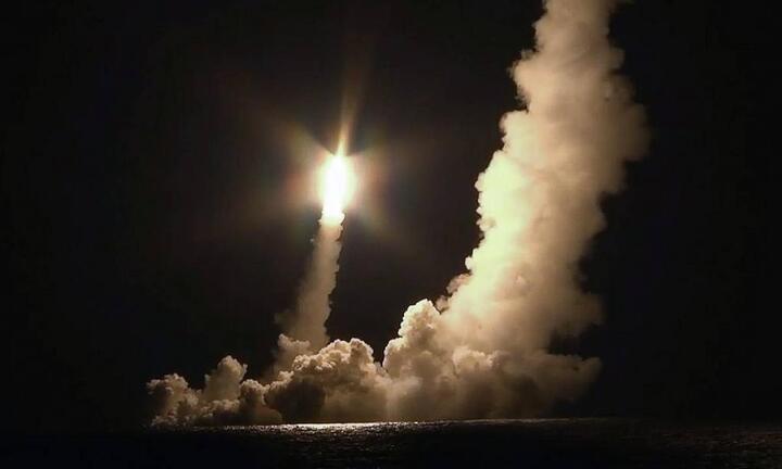 Quan chức Nga: Washington khó chịu vì đi sau Moskva về vũ khí siêu thanh