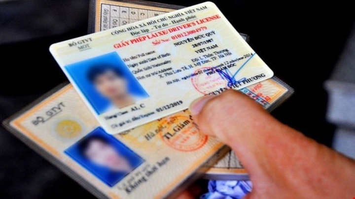 Mất bằng lái xe máy, thủ tục cấp lại thế nào?