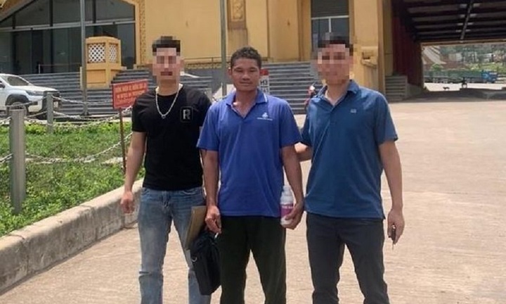 Kẻ trốn truy nã ở Lào ra đầu thú sau 20 năm