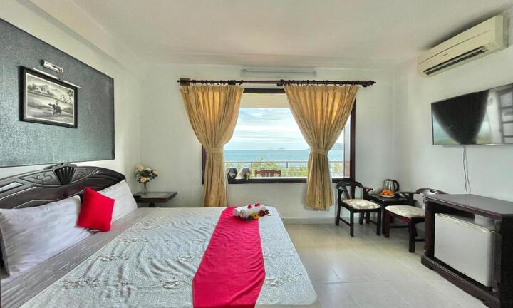 Những nhà nghỉ bình dân, gần biển Nha Trang