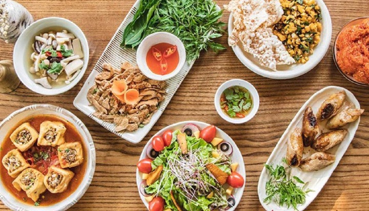 Đổi món liên tục với thực đơn đa dạng, đủ chất cho người ăn chay 