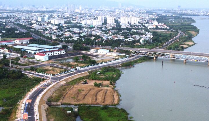 Đà Nẵng đưa vào sử dụng tuyến đường ven sông ‘đẹp như tranh’ 