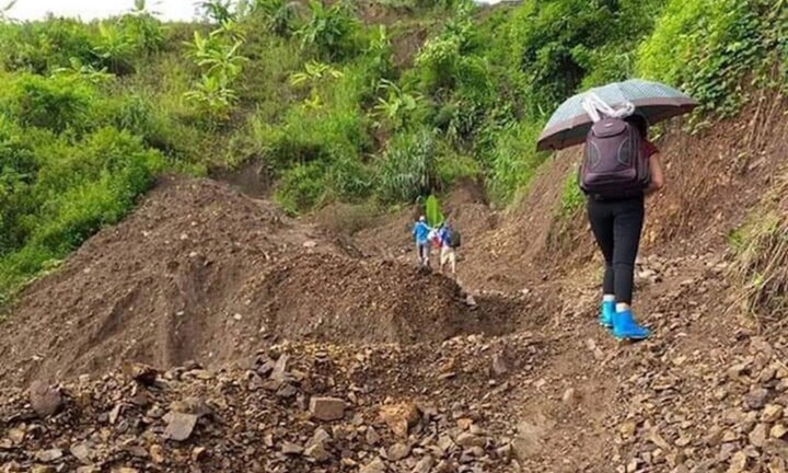 Cô giáo bám bản tử vong trên đường đến trường: Bộ trưởng GD&ĐT gửi thư chia buồn
