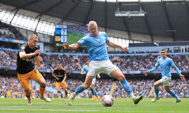 Trực tiếp bóng đá Man City 2-1 Leeds United: Thắp lại hy vọng