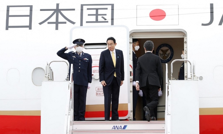 Thủ tướng Nhật Bản thăm Hàn Quốc lần đầu tiên sau 12 năm