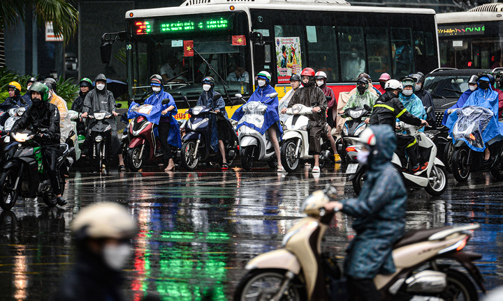 Dự báo thời tiết ngày 9/5: Mưa dông từ Bắc vào Nam, đề phòng mưa đá