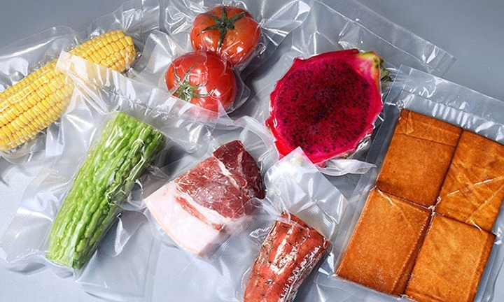 Có nên bảo quản trái cây và rau củ trong túi hút chân không?