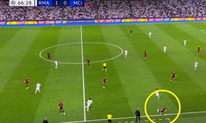 Trọng tài mắc sai lầm khiến Real Madrid chịu bàn thua