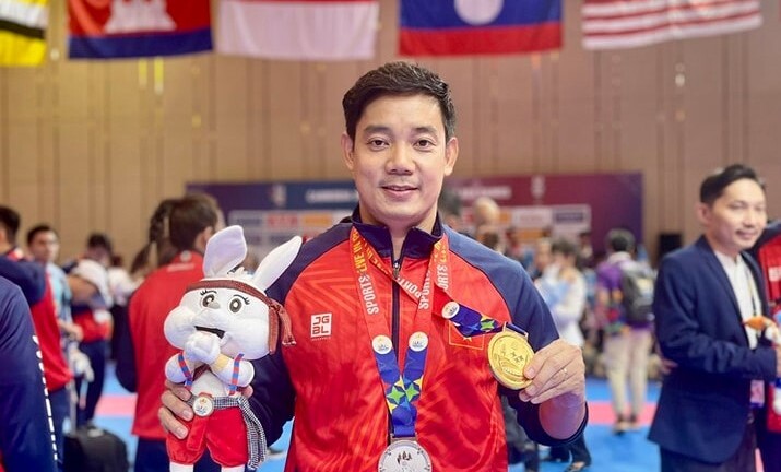 Thầy giáo ở TP.HCM đoạt huy chương vàng SEA Games 32