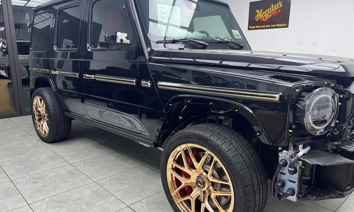 Đại gia Hà Nội chi 700 triệu đồng dát vàng Mercedes G63 mới mua