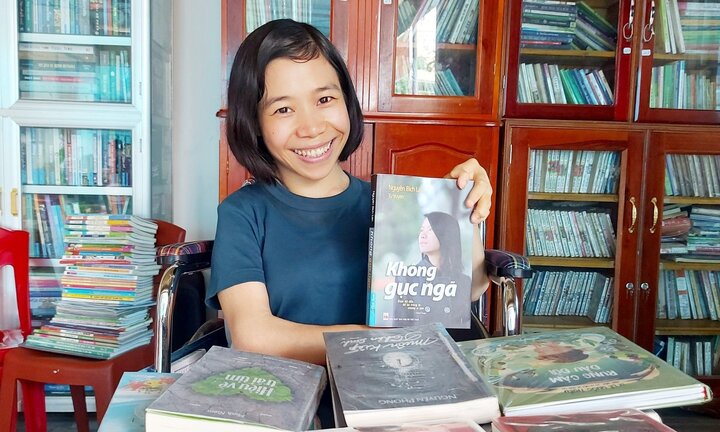 Cuộc sống hiện tại của cô gái mắc viêm đa khớp từng bị ‘bệnh viện trả về’