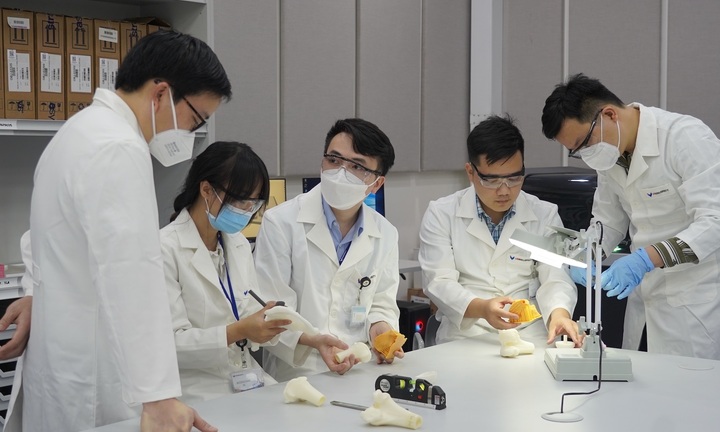 VinUni giành giải Nhì cuộc thi Sáng kiến Khoa học 2023