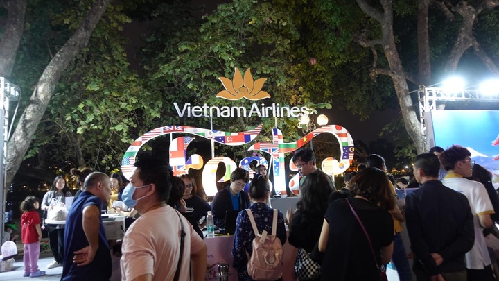 Tràn ngập vé ưu đãi tại 'Vietnam Airlines Festa – Sale Day'