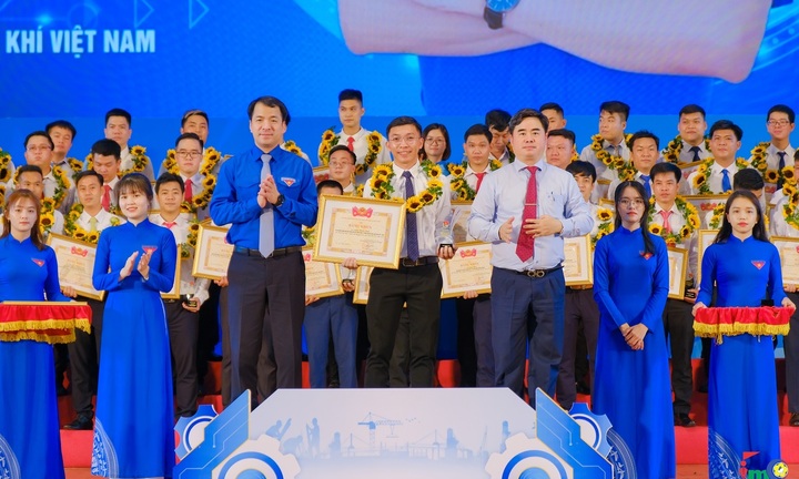 2 kỹ sư trẻ của PVFCCo được vinh danh 'Người thợ trẻ giỏi' toàn quốc lần thứ XIV