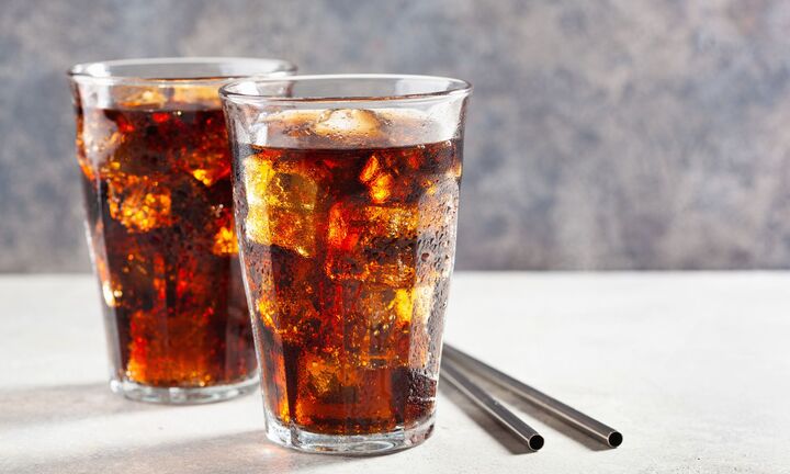 Người đàn ông nhịn ăn, chỉ uống nước ngọt có ga suốt 17 năm