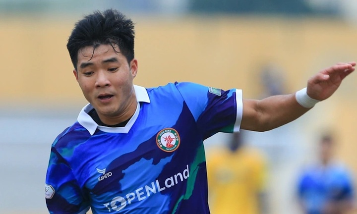 Xem bàn thắng đầu tiên của Hà Đức Chinh sau 2 năm tịt ngòi