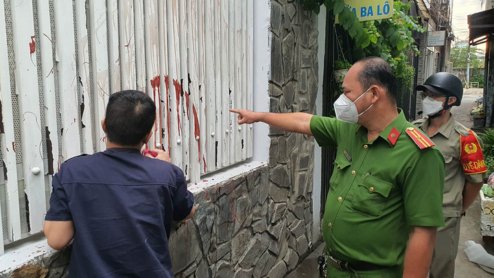 Chủ nợ thuê người tạt sơn đòi tiền, hứa trả công 500 triệu đồng 