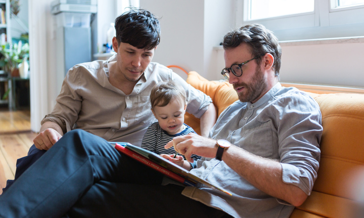 Bố mẹ nên làm gì khi con đồng tính?