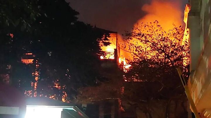 Cháy nhà lúc rạng sáng ở TP.HCM, cụ ông 65 tuổi tử vong