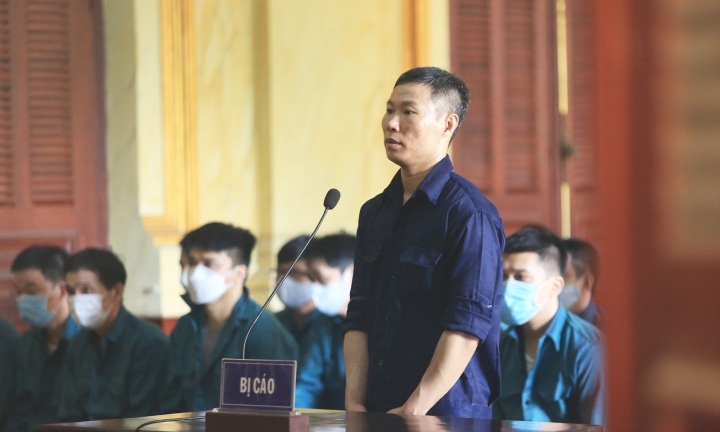 Cựu cán bộ công an đội chống buôn lậu ở TP.HCM lãnh 13 năm tù