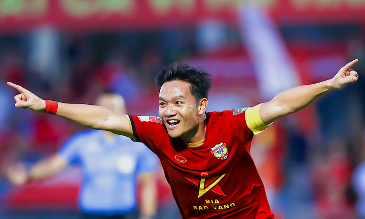 Cựu Quả bóng vàng Việt Nam Đinh Thanh Trung vừa bị tạm giữ là ai?