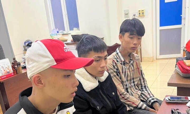 Bắt nhóm thanh thiếu niên chuyên đập kính xe, trộm thiết bị ô tô trên đường phố