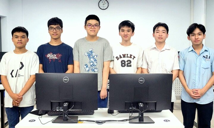 6/6 học sinh giành huy chương Olympic Tin học châu Á - Thái Bình Dương