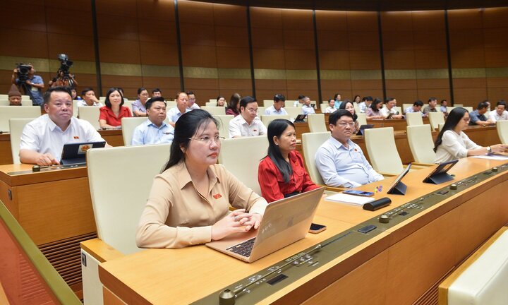 Trực tiếp: Quốc hội thảo luận về dự án Luật Giao dịch điện tử sửa đổi