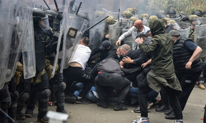 Nguy cơ bùng phát điểm nóng xung đột mới ở châu Âu