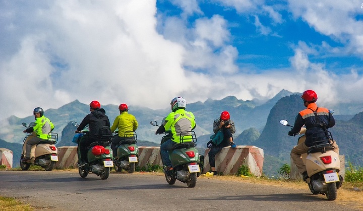 Những lưu ý khi đi xe tay ga đường đèo dốc nhất định phải nhớ