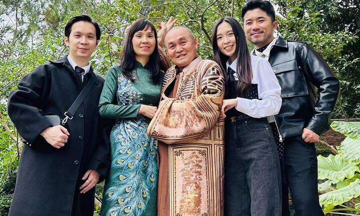 Gia đình 'cực phẩm' của 'vua hài đất Bắc' Xuân Hinh
