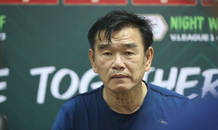 CLB Đà Nẵng sa thải HLV Phan Thanh Hùng