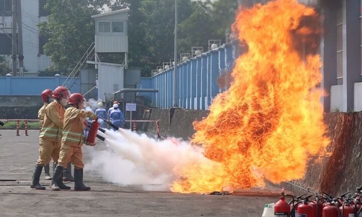 Hà Nội: Diễn tập phương án chữa cháy, tìm kiếm cứu nạn ở KCN Quang Minh