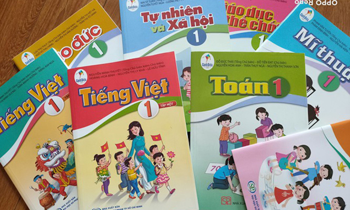 Giá sách giáo khoa mới tăng cao: Làm sao để không loạn giá?