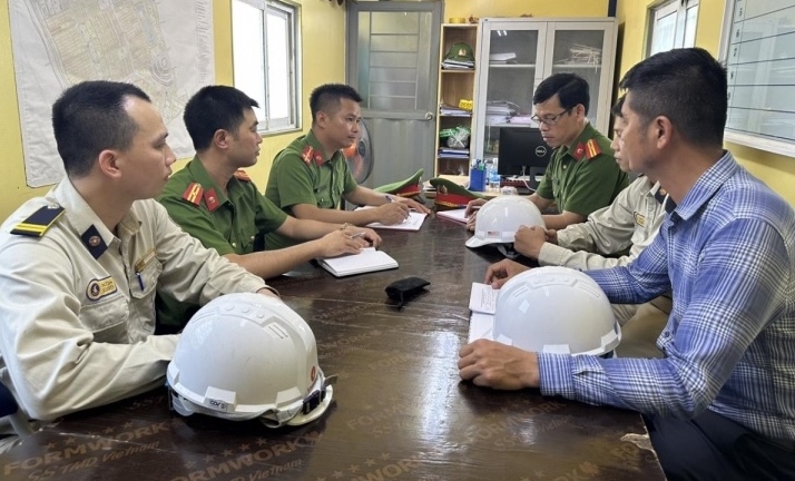 Địa bàn giáp ranh Hà Nội: 'Trả công' cho người lao động bằng... ma túy