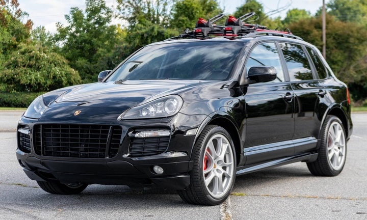 Ngân hàng rao bán xe sang Porsche trừ nợ, giá từ 560 triệu đồng