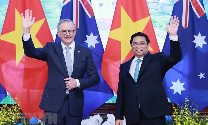 Thủ tướng Phạm Minh Chính chủ trì lễ đón chính thức Thủ tướng Australia