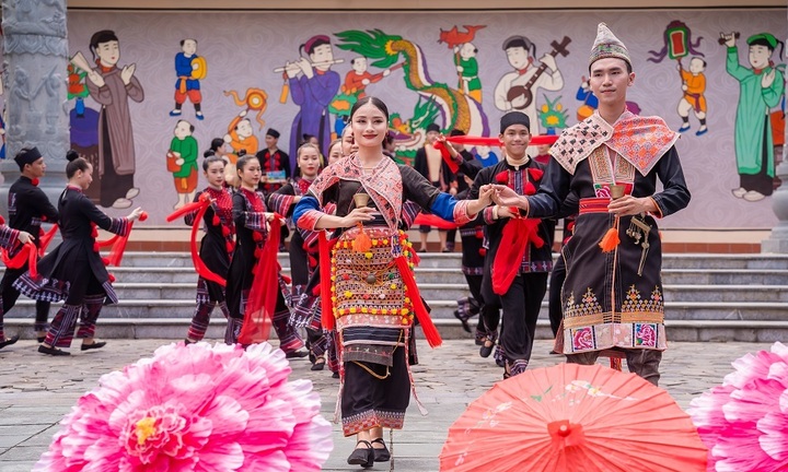 'Ngày hội Tây Bắc' khai mạc tháng Tinh hoa mở hội tại Vinwonders Nam Hội An