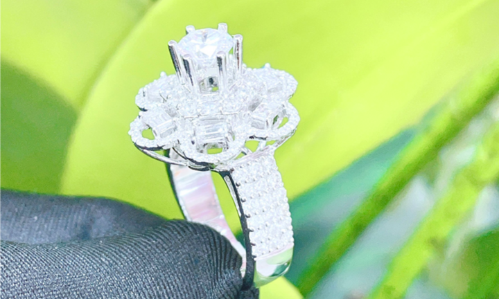 Nhẫn kim cương - Món quà thay lời yêu thương cho nửa kia của bạn 