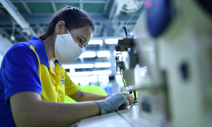 Chưa được hoàn thuế, vì sao doanh nghiệp 'than' mất cả gốc và lãi?