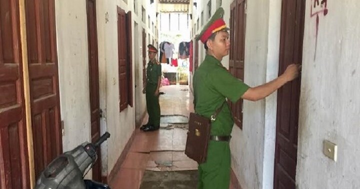 Khi nào công an được kiểm tra hành chính nhà dân?