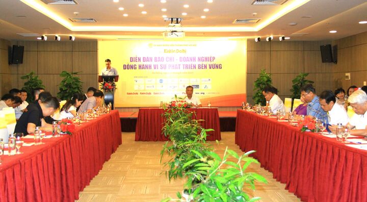 Doanh nghiệp và báo chí đồng hành cùng phát triển