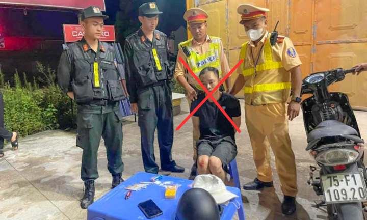 Nam thanh niên vận chuyển hồng phiến, vứt xe máy bỏ chạy khi gặp cảnh sát