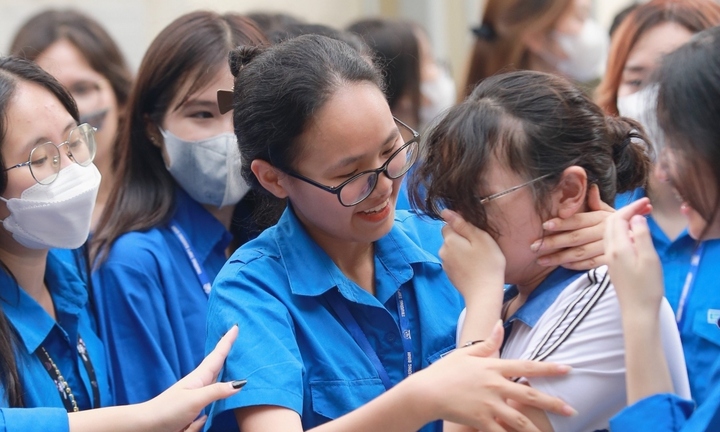 Sai sót đề thi Vật lý vào lớp 10 chuyên: Sở GD&ĐT Hà Nội lên tiếng