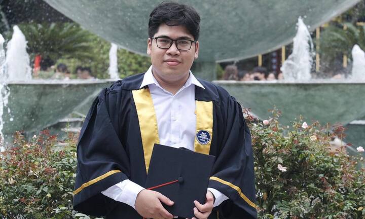 10X Đà Nẵng tốt nghiệp điểm GPA cao nhất lịch sử khoa Địa - ĐH Sư phạm Hà Nội