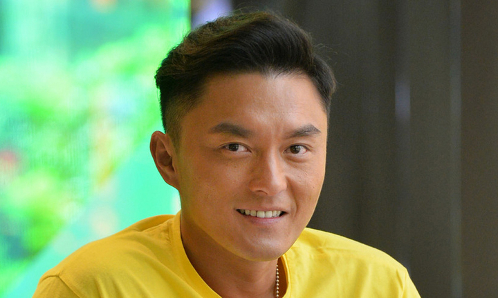 Tài tử TVB xin khán giả tha thứ sau khi ra tù